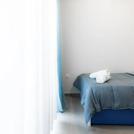 Cozy In Kalamaria, Appartement *