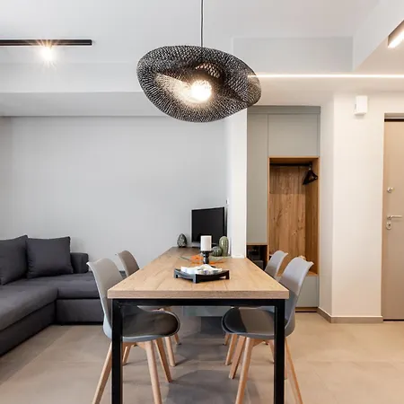 Cozy In Kalamaria, *