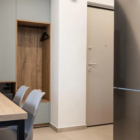 Cozy In Kalamaria, *