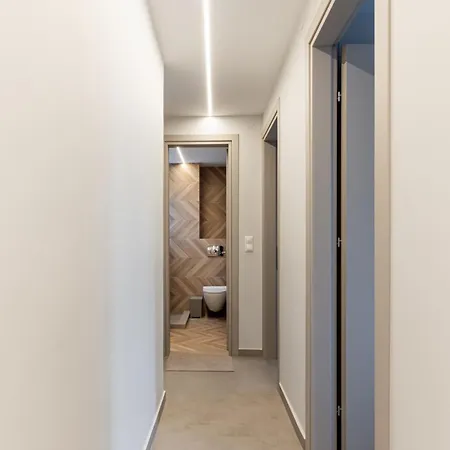 Cozy In Kalamaria, *