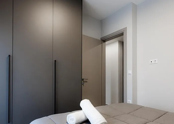 Cozy In Kalamaria, Apartman